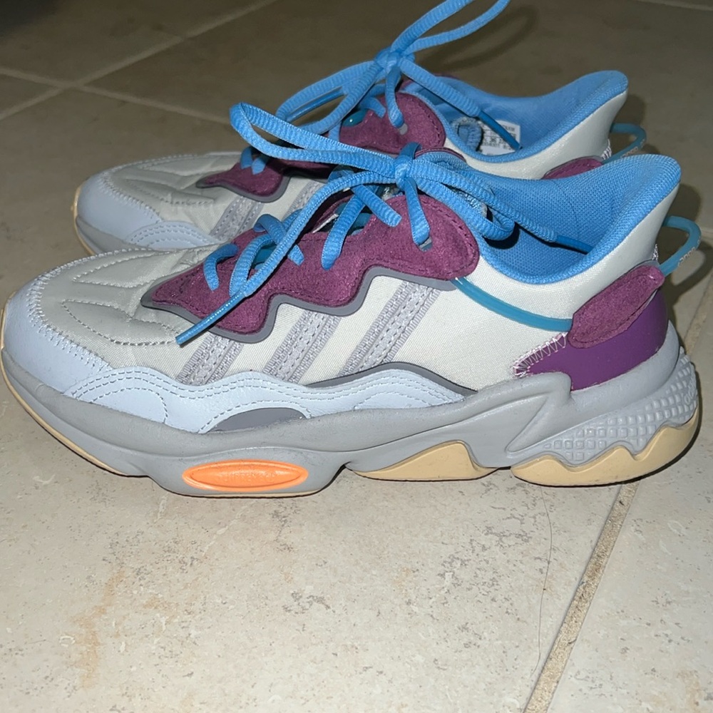 Adidas ozweego sneaker